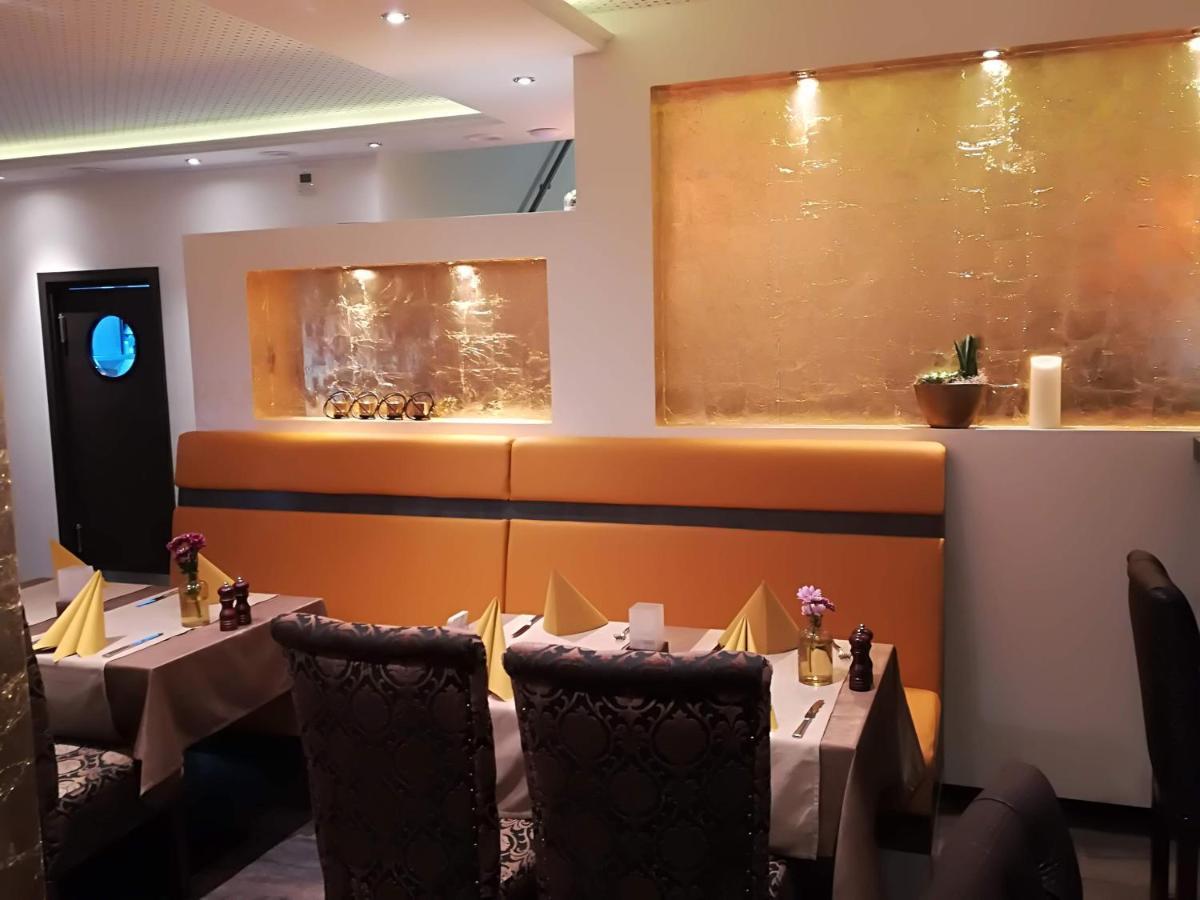 X-Hotel Емсдетен Екстериор снимка